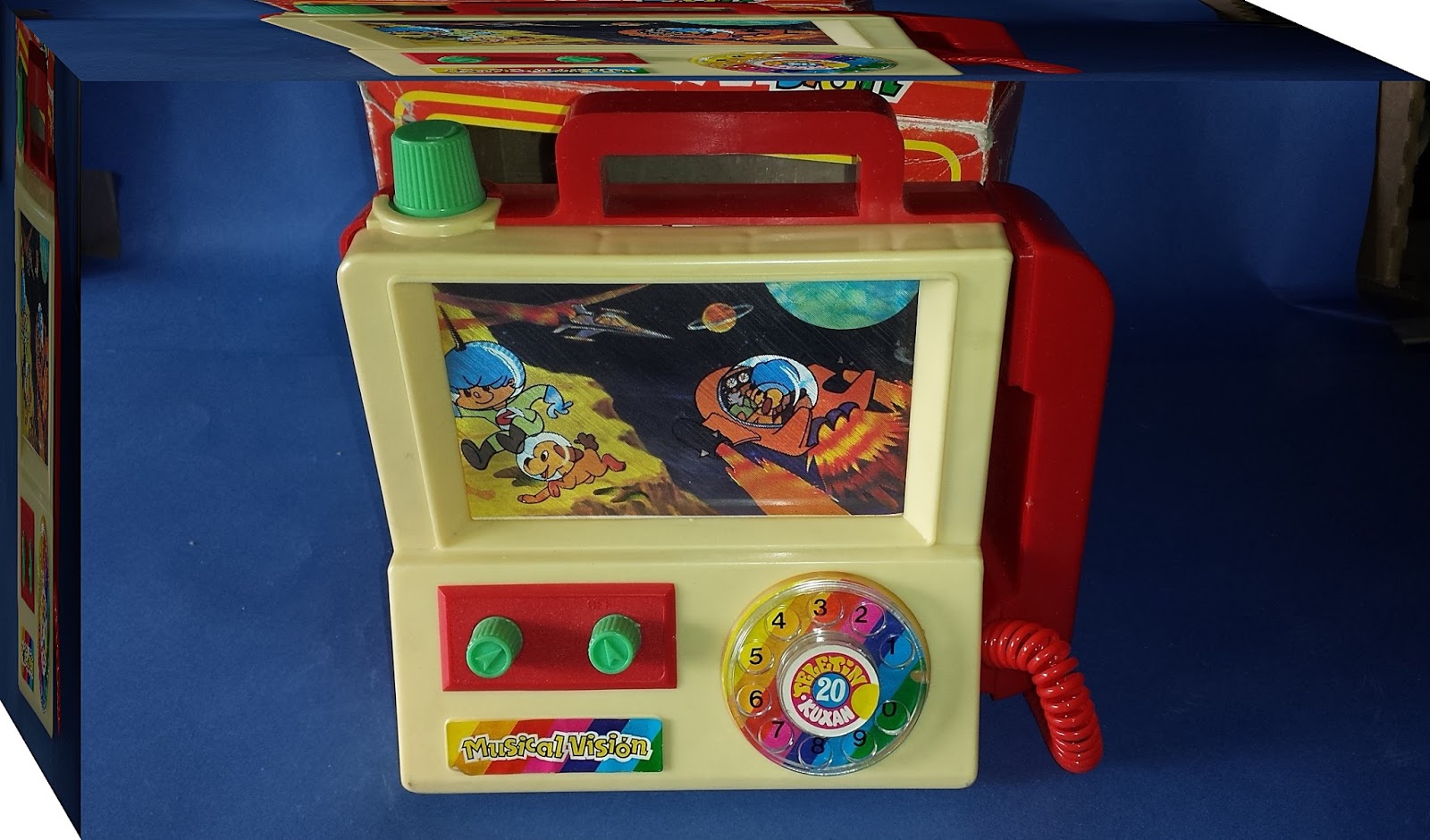 RIN TIN TIN Y JUGUETES ANTIGUOS TELEFONOS DE JUGUETE