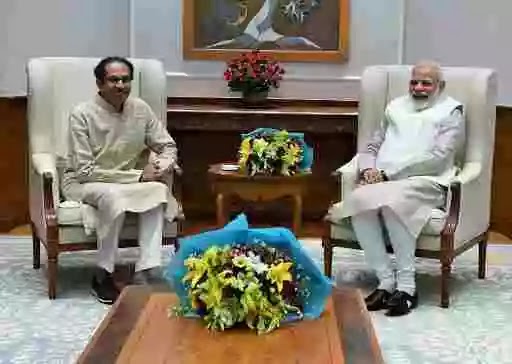 "Better to join PM Modi and NDA" wrote Shiv Sena MLA Sarnaik to Uddhav Uddhav and Narendra Modi