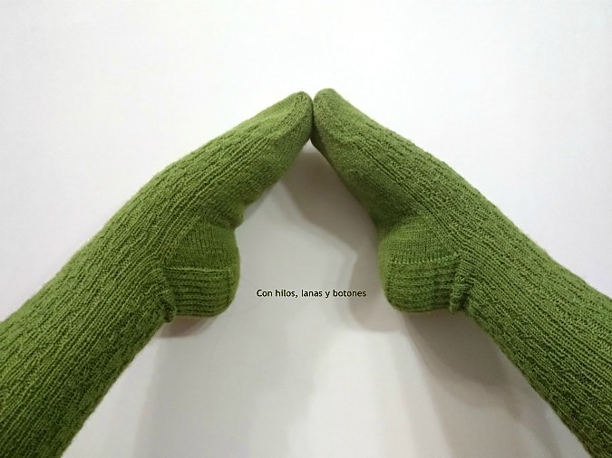 Con hilos, lanas y botones: Calcetines Corcair