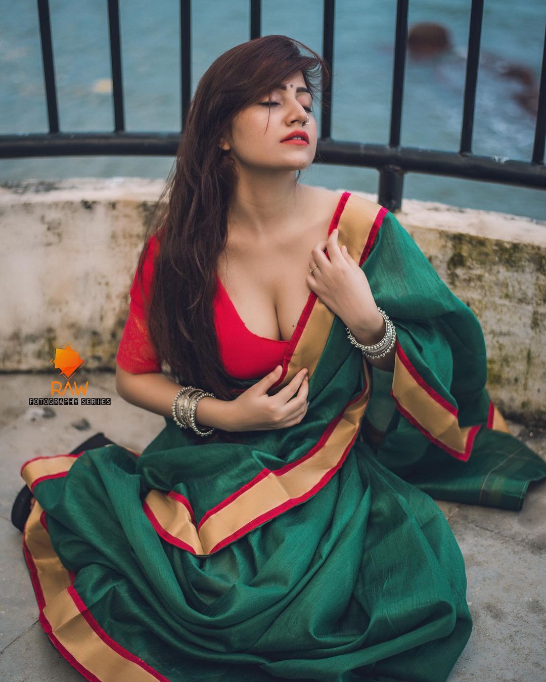 saree pics