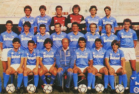 Ottavio Bianchi, front row, centre, with his 1986-87 Serie A title-winning Napoli squad