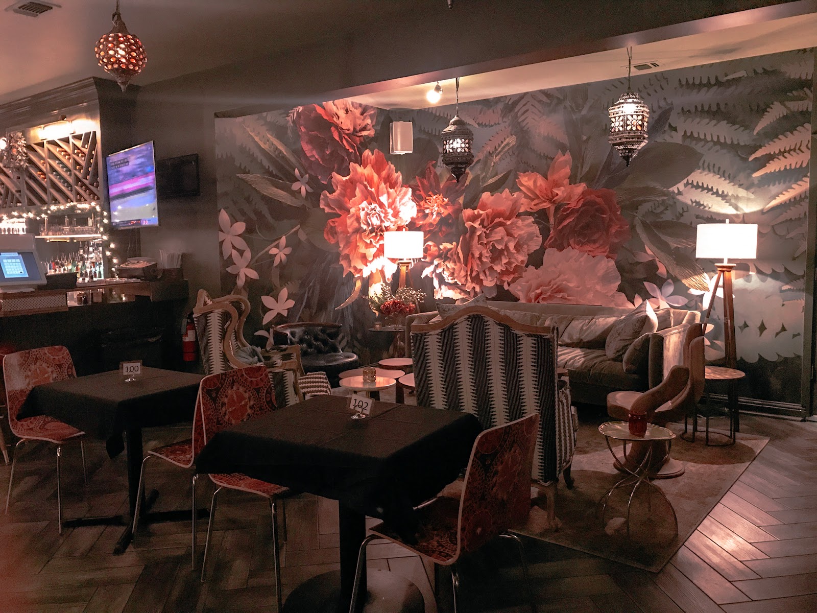 Enjoy Indoor And Outdoor Dining At Mosaic In Ocean Springs, Mississippi