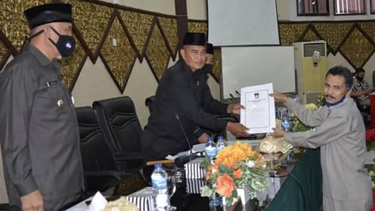 Ini Alasan Fraksi Partai Demokrat DPRD Kota Padang Tolak KUA-PPAS 2021 Ini Alasan Fraksi Partai Demokrat DPRD Kota Padang Tolak KUA-PPAS 2021