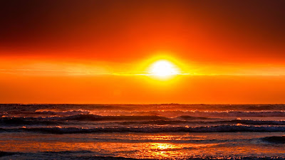 Sunset Sky covers the Golden Sea Sunset Sky covers the Golden Sea