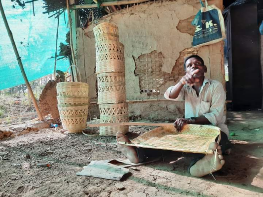 વલસાડ જિલ્લાના ધરમપુર તાલુકામાં લોકસેવા અને પરમાર્થના કાર્યોને જ પોતાના જીવનનો ધ્‍યેય બનાવી કાર્યરત એવી ‘પહેલ ચેરિટેબલ ટ્રસ્‍ટ'