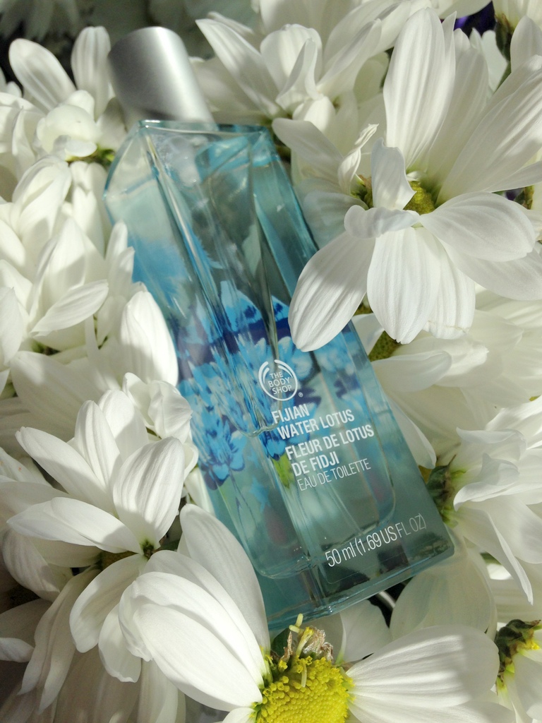 Body Shop Fijian Water Lotus EDT is perfect for summer - Lovely Bits