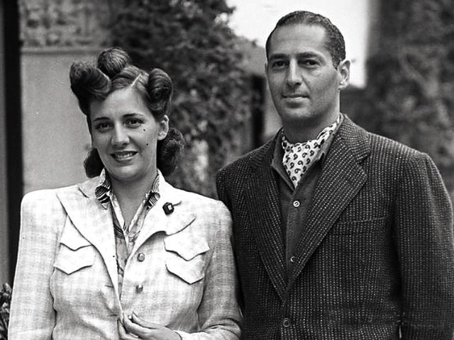 TrustMovies: Matthew Miele's success/money/celebrity fest: SCATTER MY ASHES AT BERGDORF'S