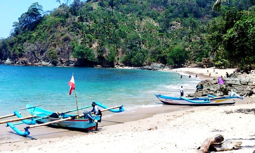 Harga Tiket Masuk Wisata Pantai Bolu Bolu Malang Wisata