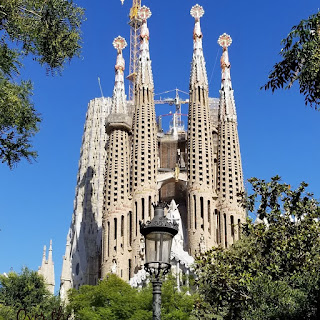 Barcelona Trip, Over The Apple Tree