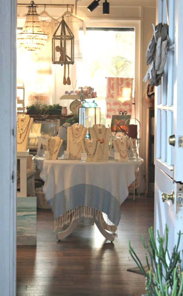 ciao! newport beach seaside gallery and goods