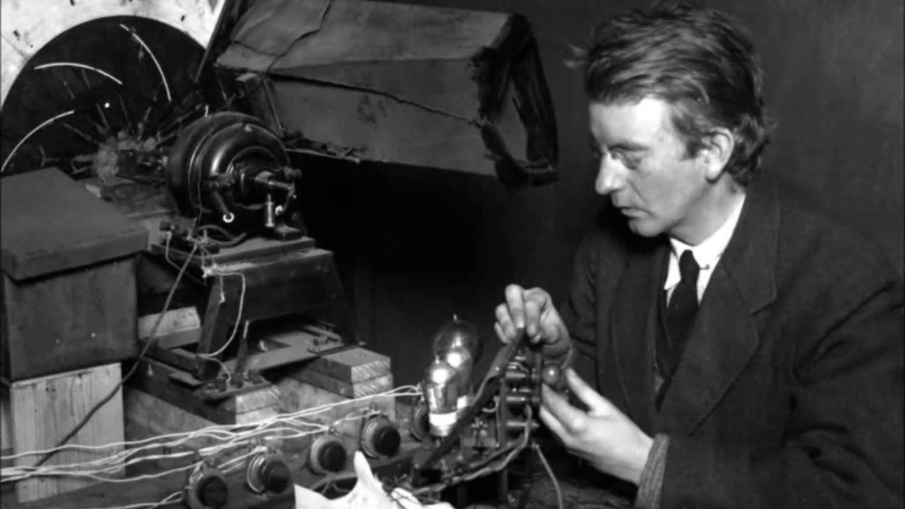 THE FIRST TELEVISION BROADCAST IN HISTORY