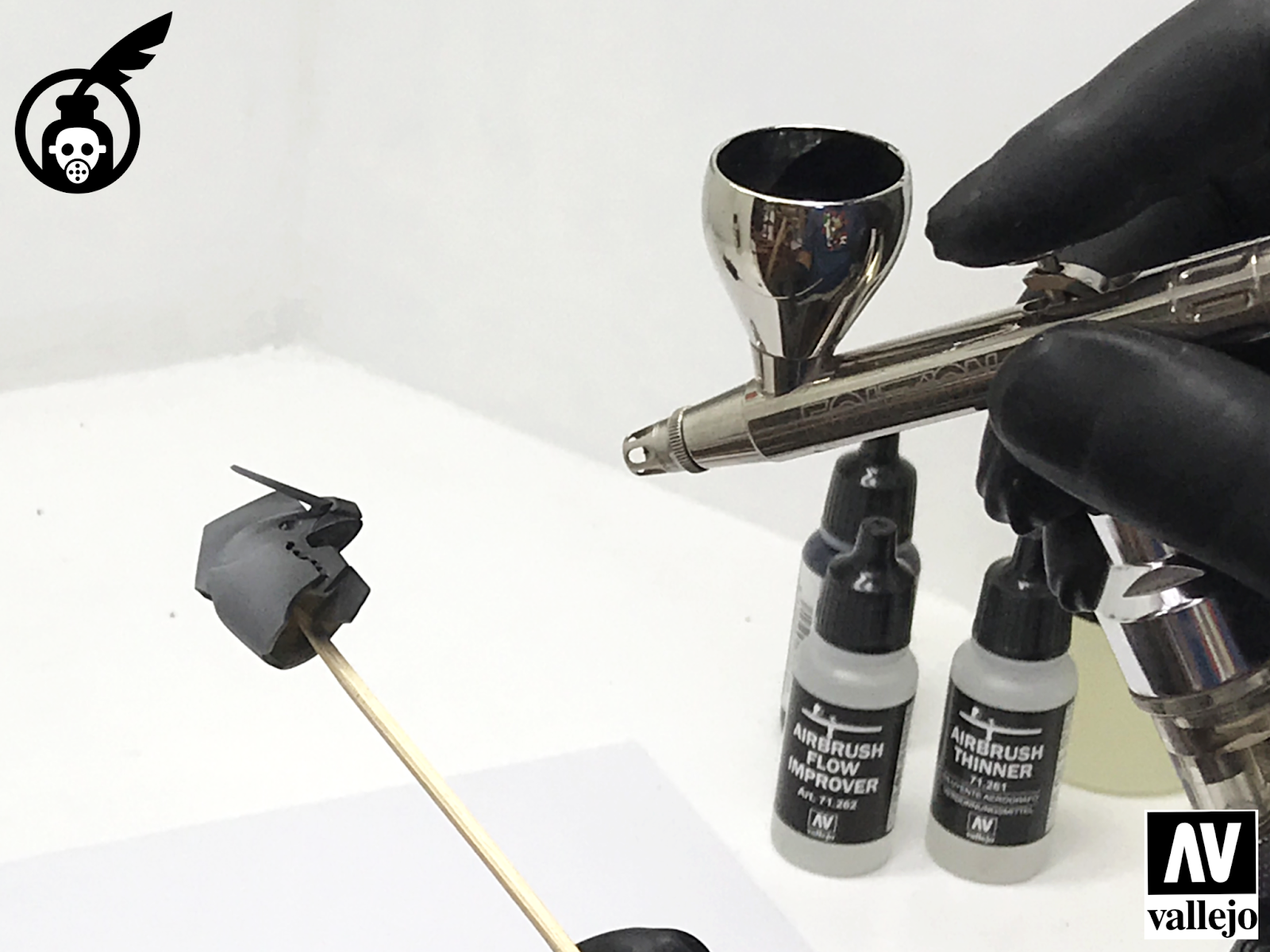 Vallejo Ultra Nozzle Airbrush .2+Cup – The Gunpla Hermits Shop