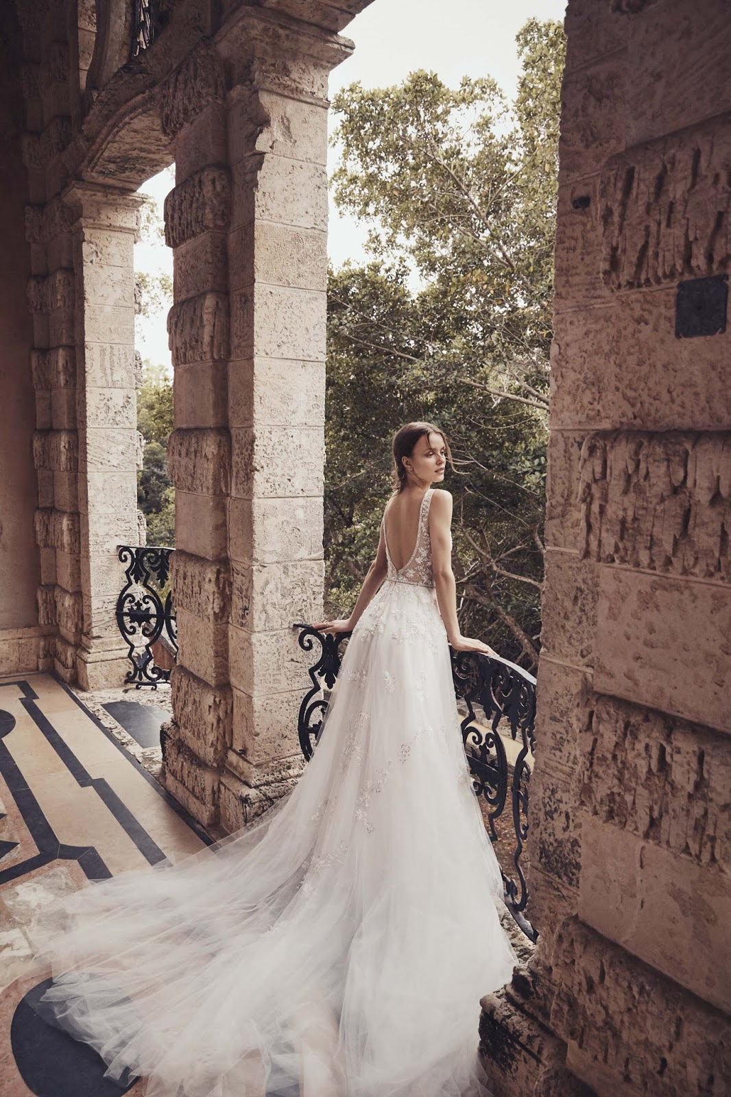 Dreamy Wedding Gowns by MONIQUE LHUILLIER