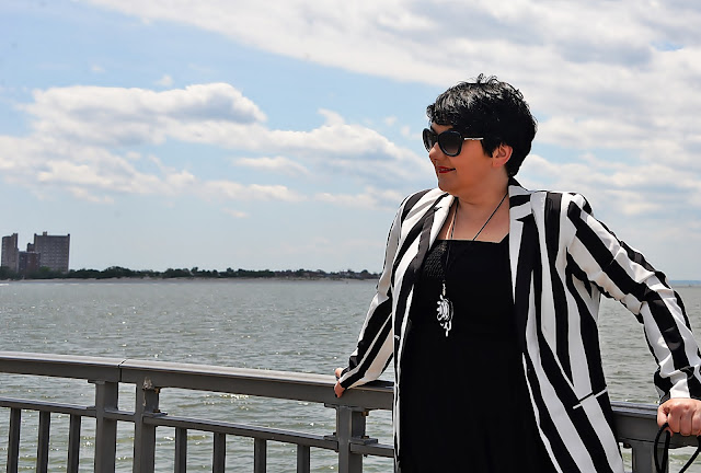 Striped%2Bjacket%2B%25282%2529.JPG