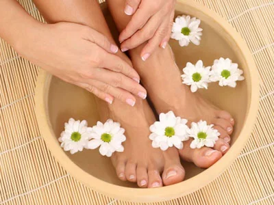 Feet Whitening Pedicure At Home