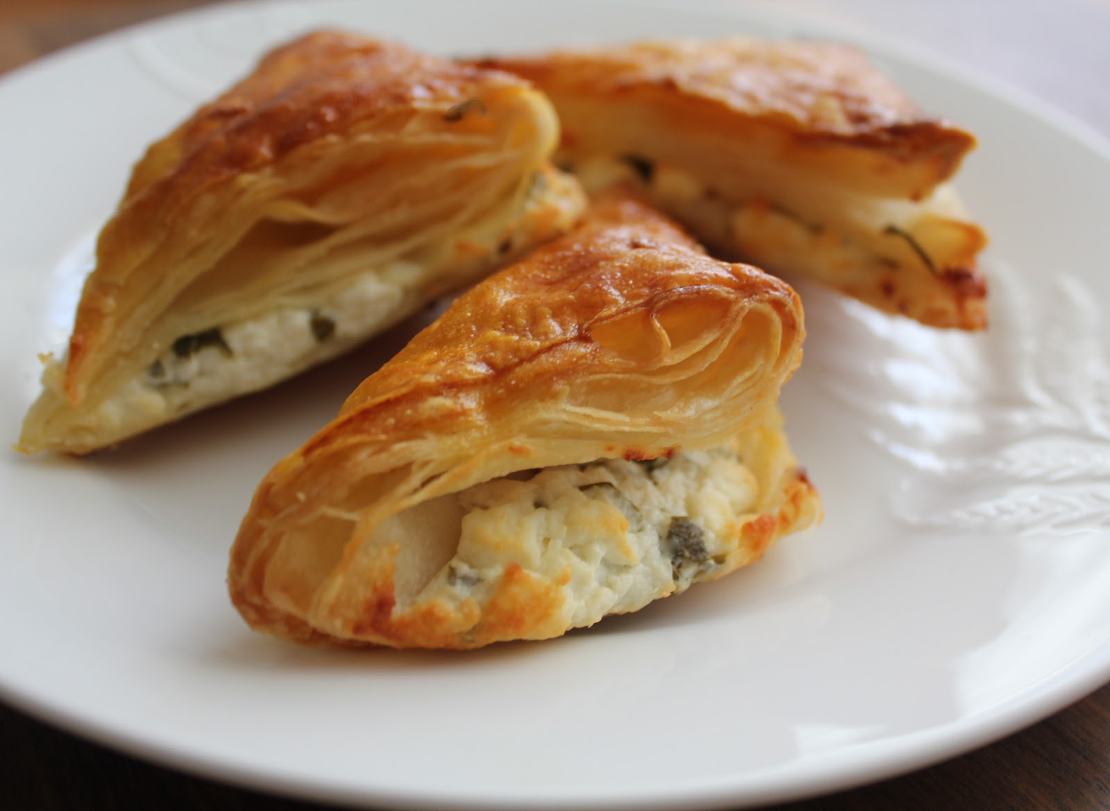 Lezzetli Sanatlar KOLAY MUSKA BÖREK