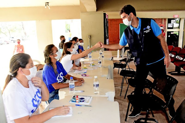 Prefeito Eduardo Braide acompanha funcionamento dos postos de vacinação contra Covid-19 em São Luís