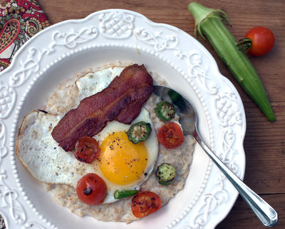 How to Transform Your Morning Oatmeal with Creamy Oatmeal ♥ KitchenParade.com, half steel-cut oats and half old-fashioned rolled oats cooked in part milk, part water. Great texture. Great for meal prep. Weight Watchers Friendly.