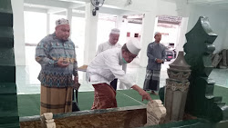 Pimpinan Ponpes Alkhairaat Kota Gorontalo Ziarah ke Makam Pendiri Alkhairaat Palu