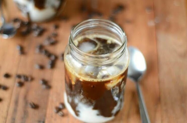 Coconut Milk Thai Iced Coffee #drinks #coffee