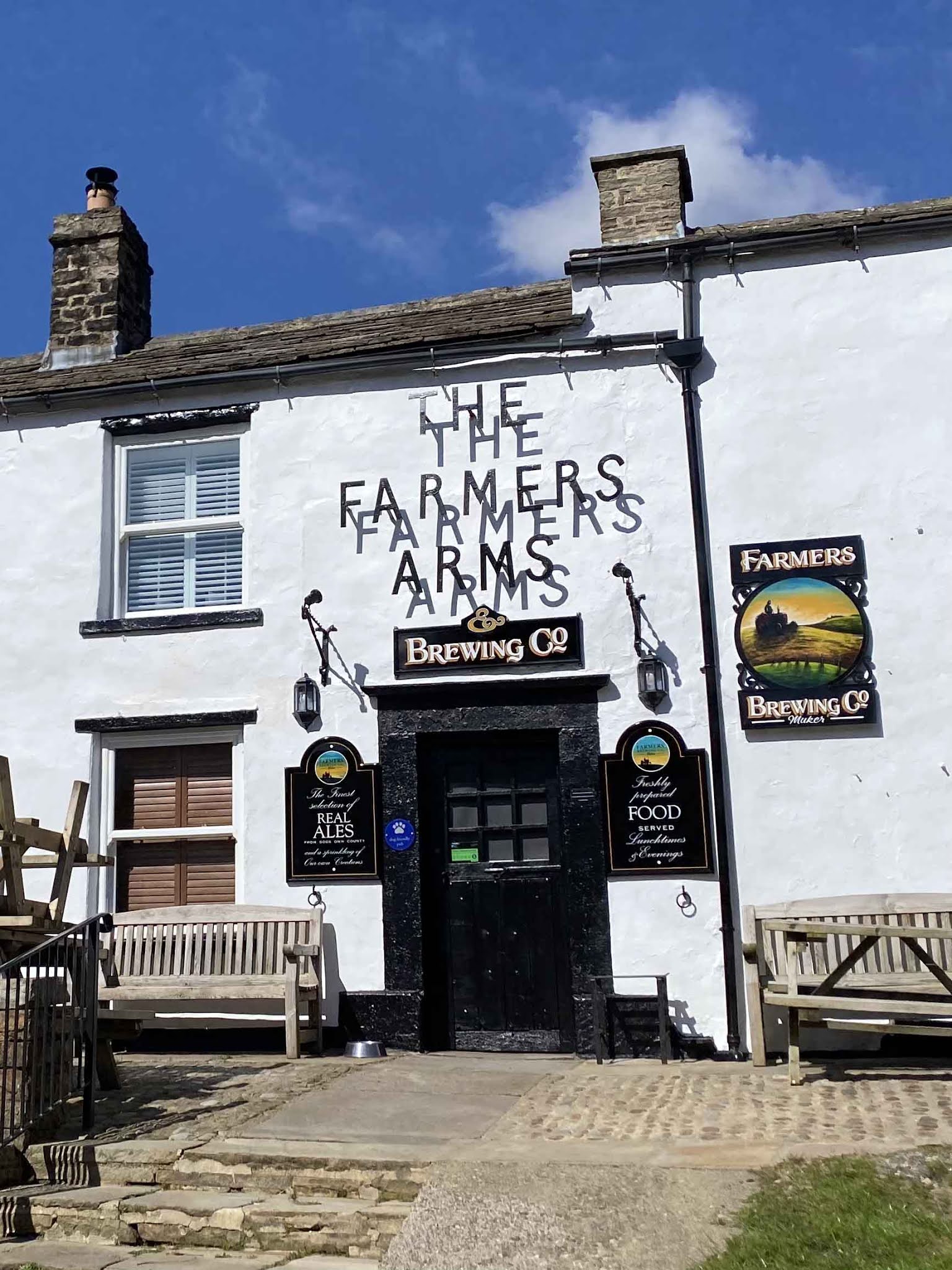 Muker pub Farmers Arms Muker village yorkshire dales holiday cottages