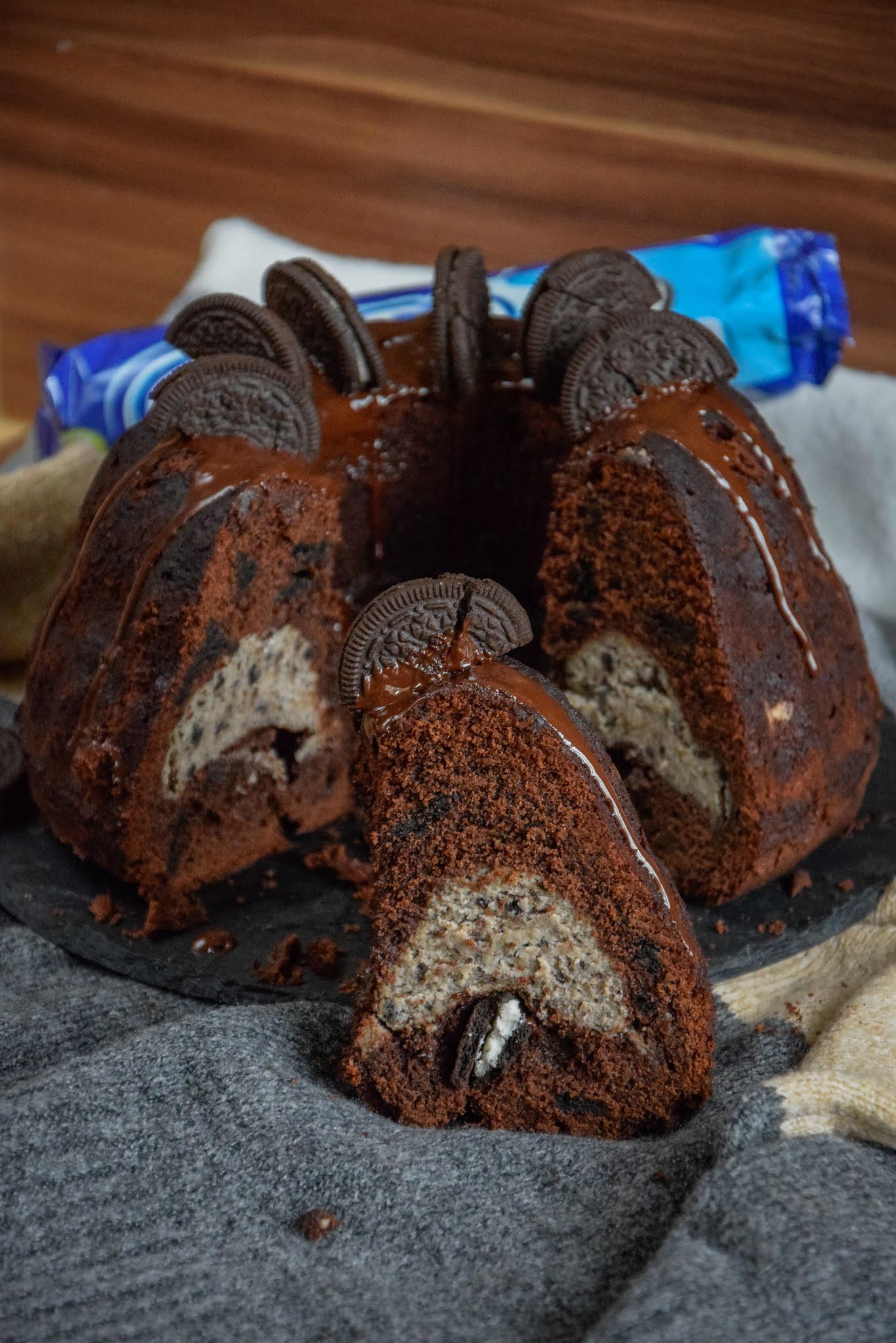 kiras_bakery: Oreo-Gugelhupf-Cheesecake/ Oreo-Schokokuchen/ saftig und ...