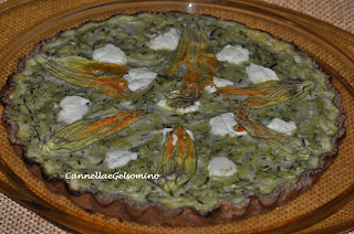 crostata rustica di zucchine e fiori