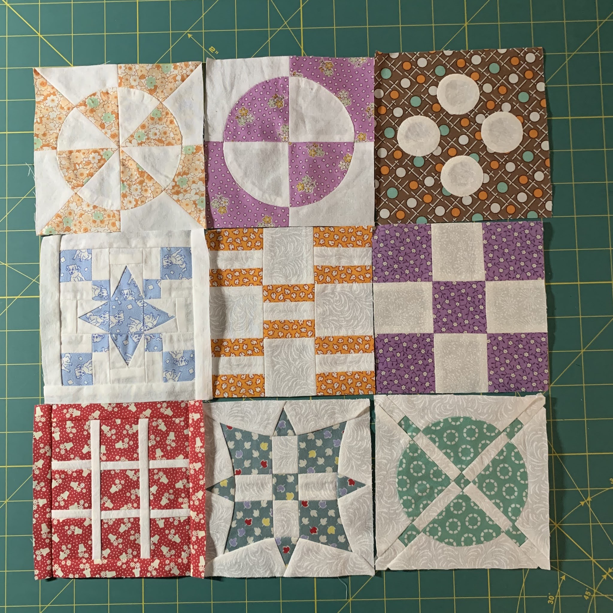 Quilt to the Edge.... Dear Jane QuiltBlock B9
