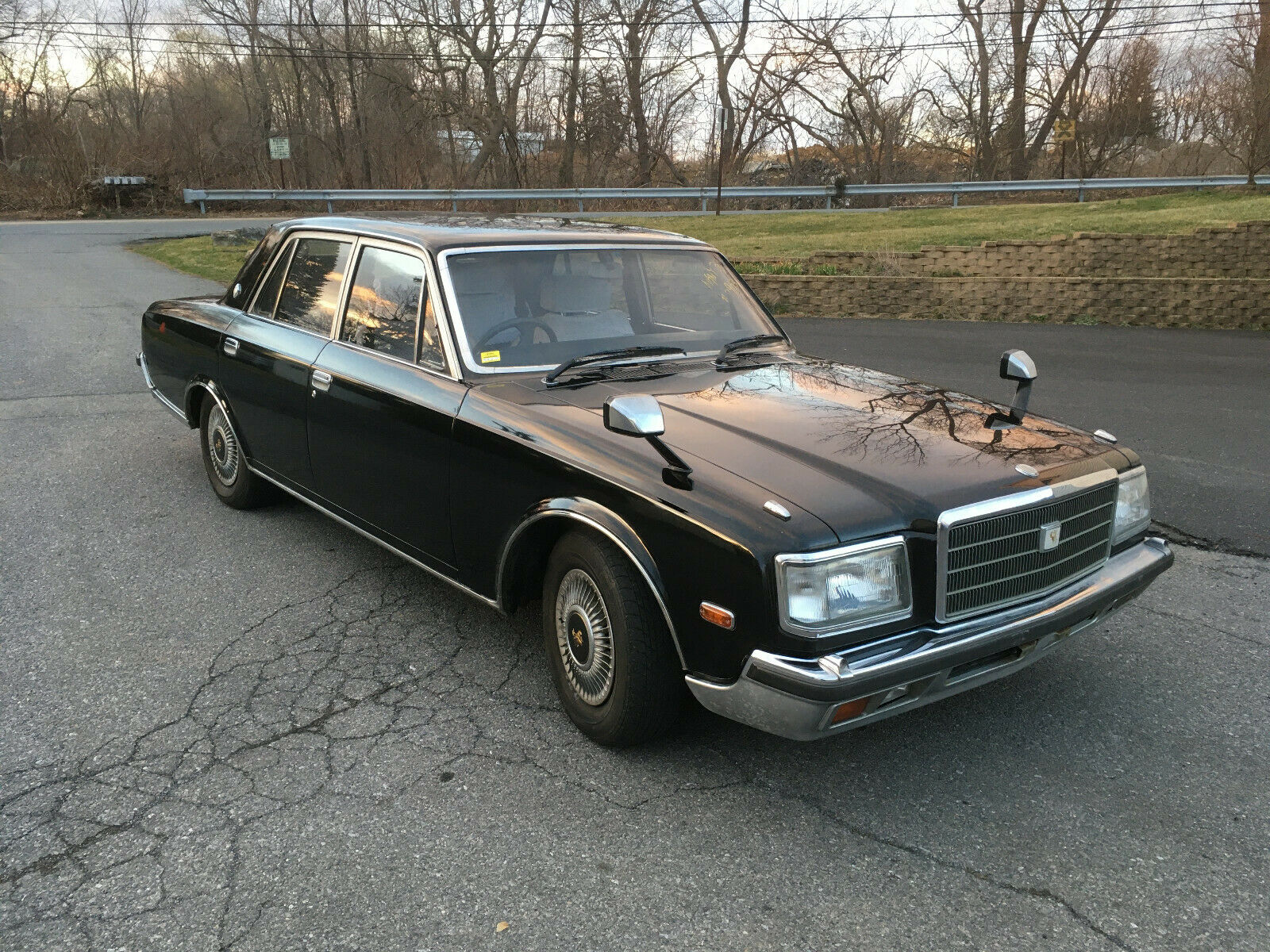 Daily Turismo Senchurī Club 1991 Toyota Century V40 Emperor Limo