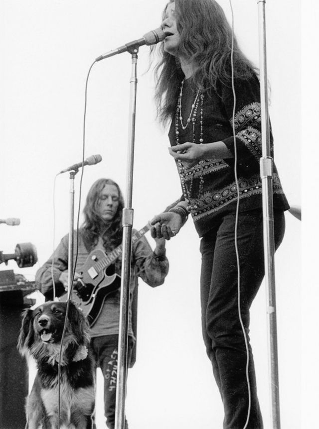 Adorable Photos of Janis Joplin With Her Beloved Dog Vintage
