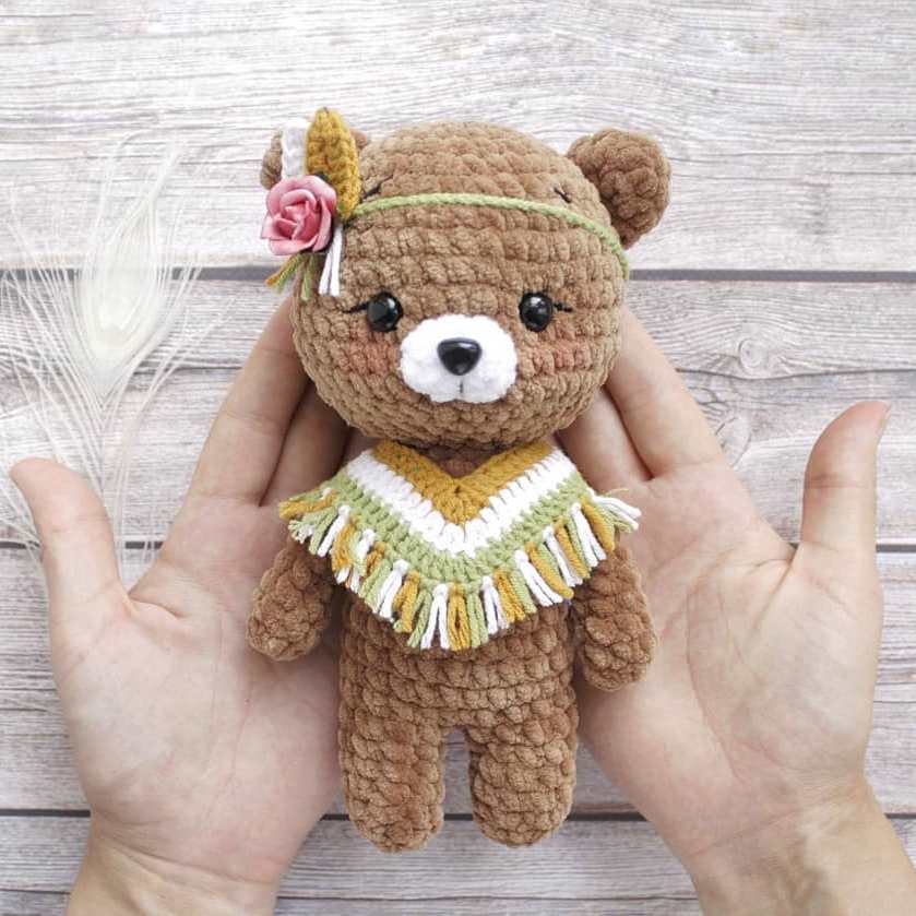 Crochet plush bear amigurumi