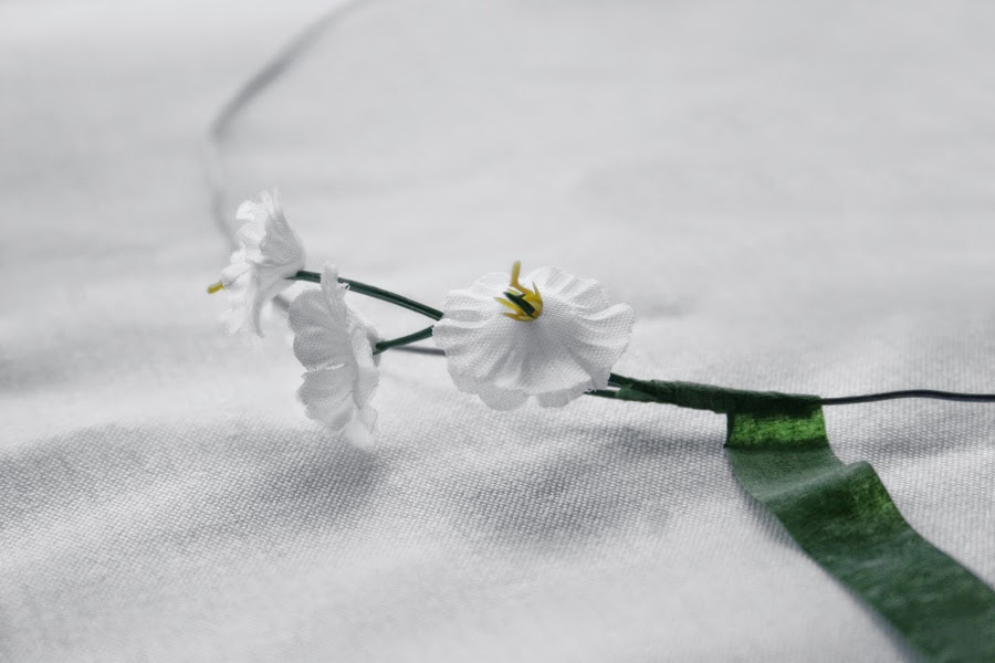 Flores y floratape - Diy corona de flores articiaales1