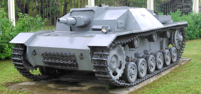 Sturmgeschutz III (StuG III) o caza carros StuG III