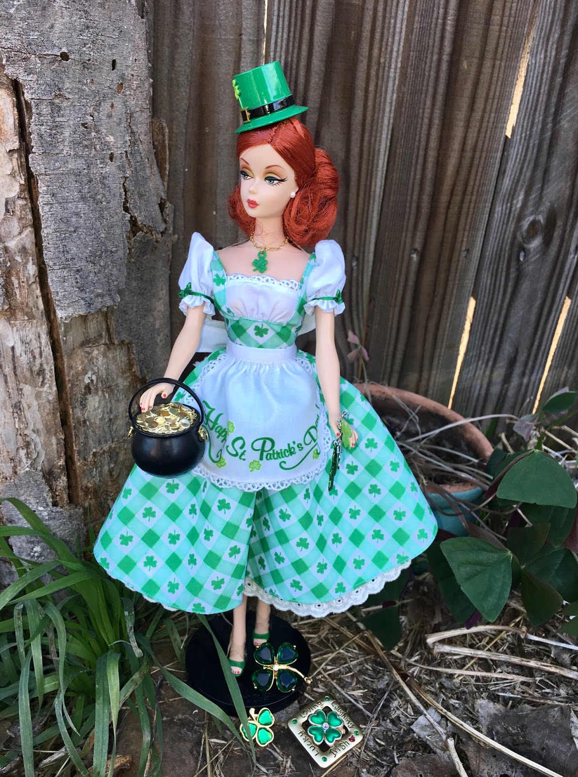 Irish Eyes Are Smiling Shamrock Celebration Silkstone Barbie Doll Review