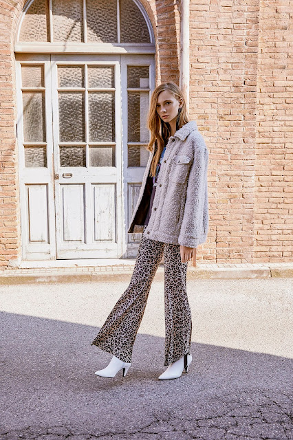 LEFTIES URBAN WOMAN COLLECTION AW’18_MODEL OFF DUTY LEFTIES URBAN WOMAN COLLECTION AW’18_MODEL OFF DUTY