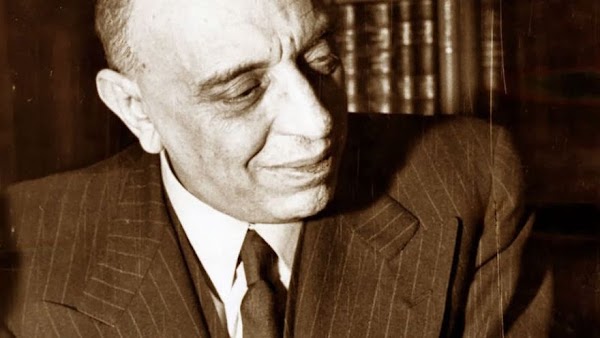 Los psiquiatras de Francisco Franco: el 'gen rojo', los robos de bebés y la represión en el diván a los vencidos Los psiquiatras de Francisco Franco: el 'gen rojo', los robos de bebés y la represión en el diván a los vencidos
