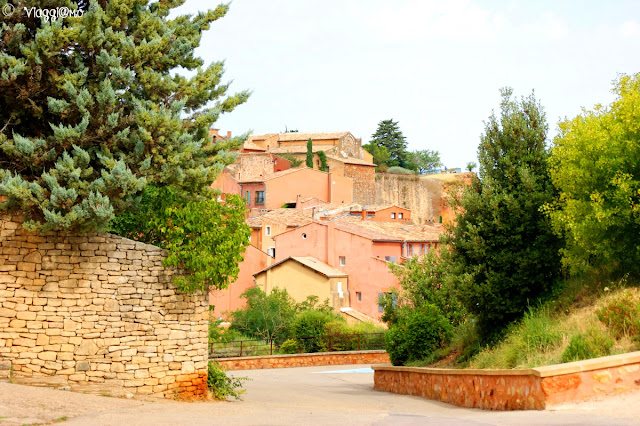 Vista del villaggio e dei suoi colori