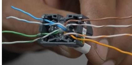 A.B.C du RESEAU : Les bases pour comprendre et créer un réseau local: Cables et prises RJ 45