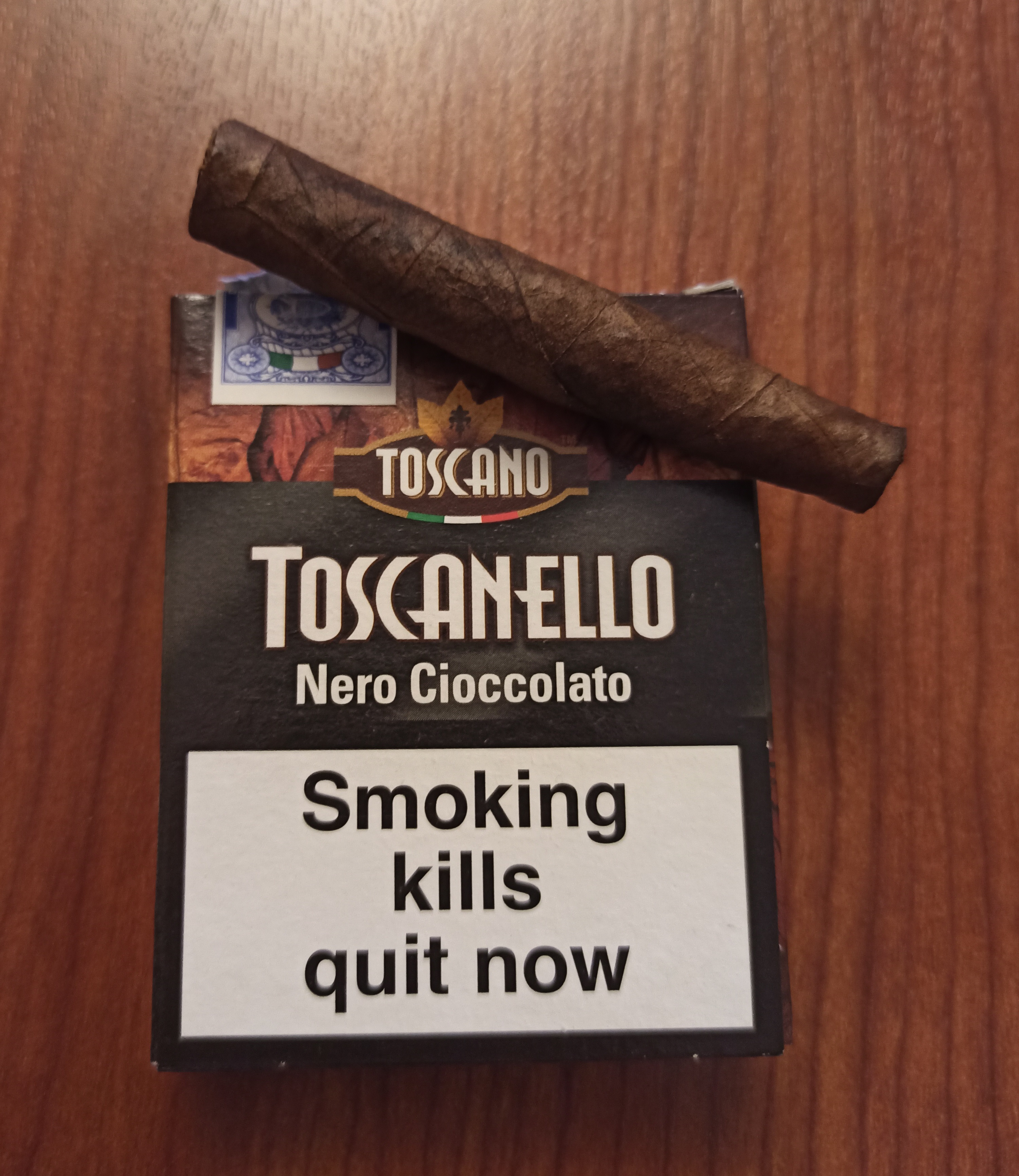 Toscanello Cioccolato Puro ve Djarum Black Karanfil Sigara İncelemesi