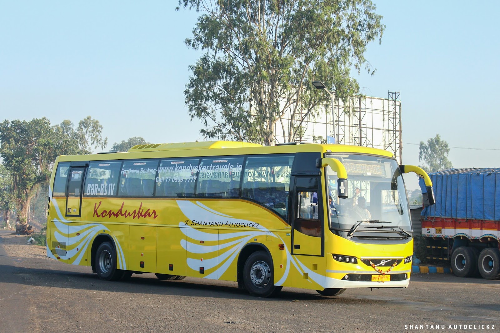 Shantanu Autoclickz Konduskar Travels brand new Volvo B8R buses