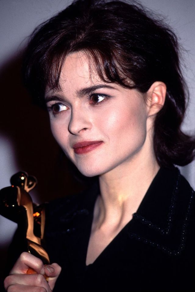 Beautiful Vintage Photos of a Young Helena Bonham Carter in the 1990s