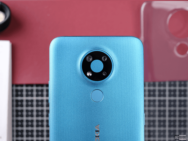 Triple rear cameras Triple rear cameras