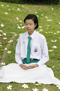 Top 10 mind blowing benefits of meditation.ध्यान के शीर्ष १० अद्भुत लाभ।