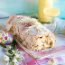 Meringue Roulade mit Eierlikör Creme - Knusprig-cremige Baiser Rolle