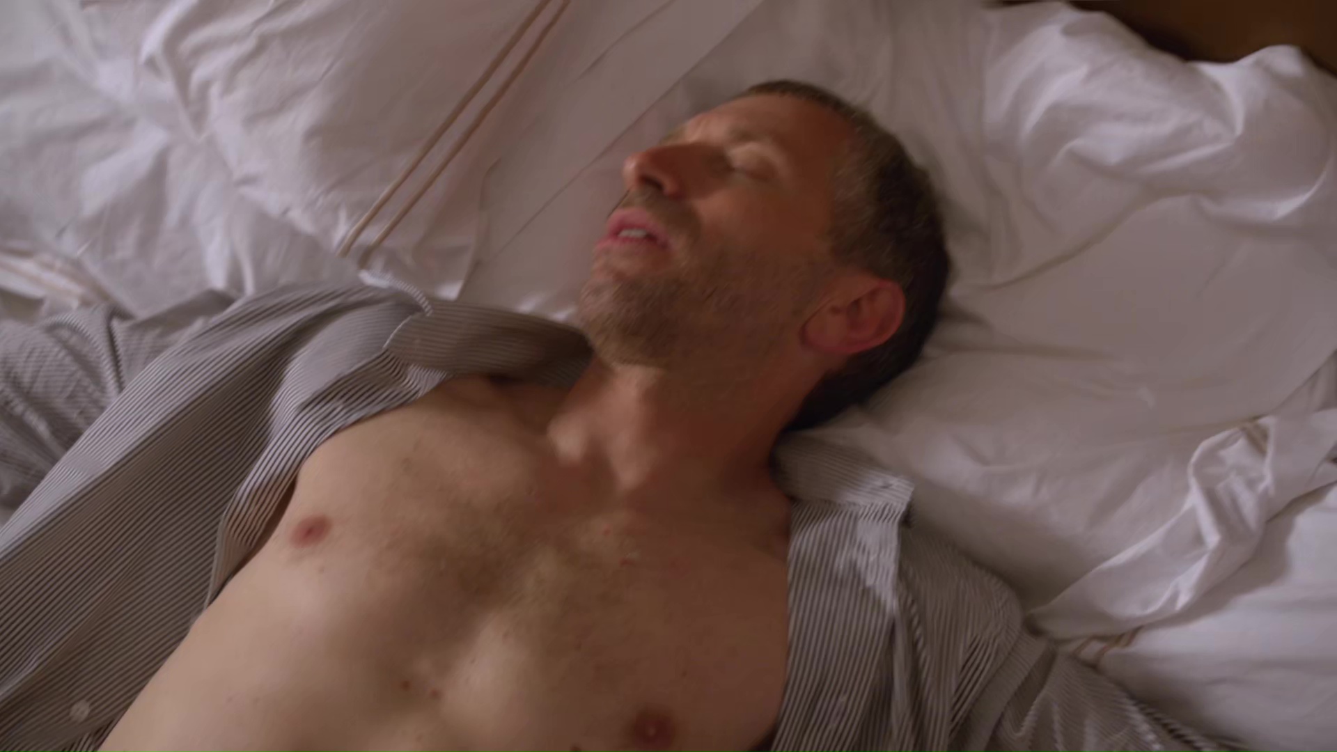 1920px x 1080px - ausCAPS: Mark Ivanir and Paulo Costanzo shirtless in Royal Pains 4-07  \
