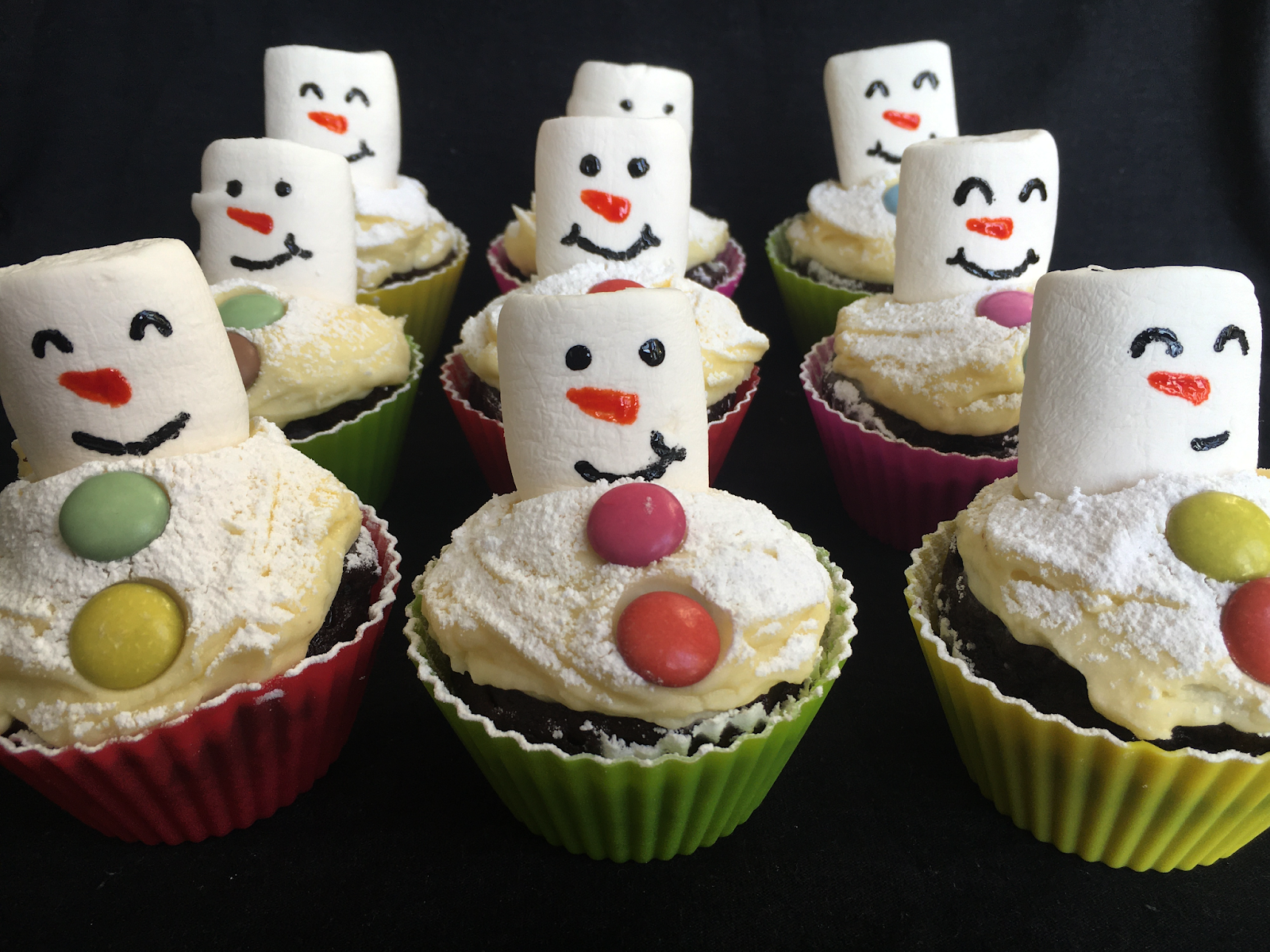 Marshmallow Snowmen Cupcakes (Vegan) Susiechef