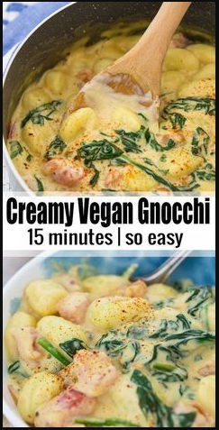 VEGAN GNOCCHI WITH SPINACH AND TOMATOES