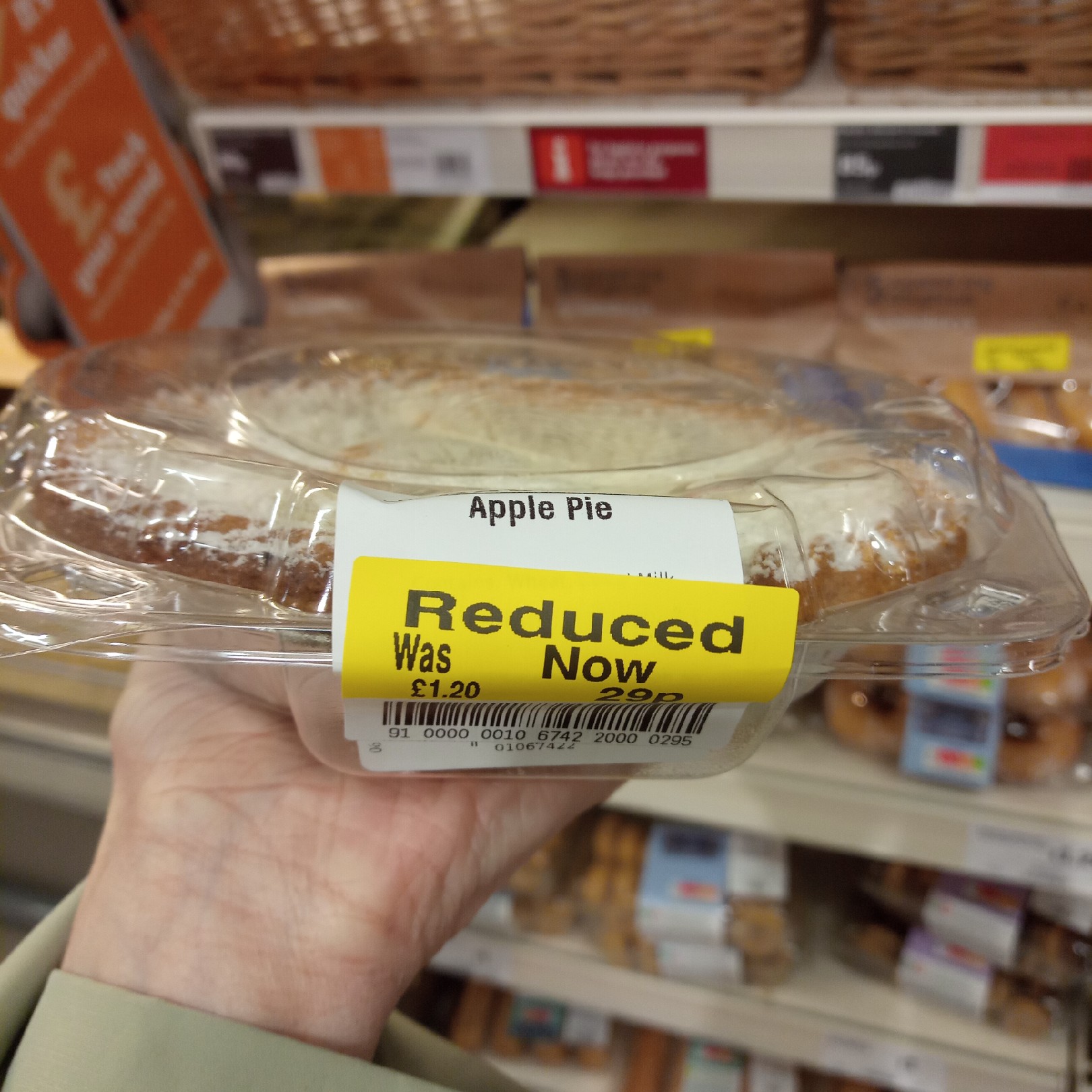 Supersupergirl's Food Reviews [Review] Sainsburys Bakery Apple Pie