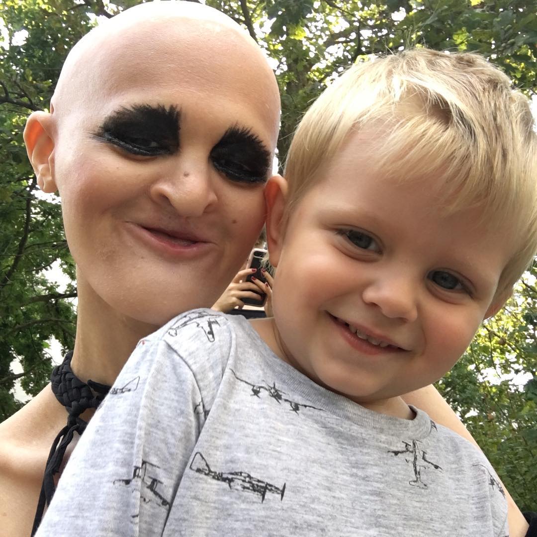 Child Does Melanie Gaydos have a child? Melanie Gaydos doesn't have any child or children yet.