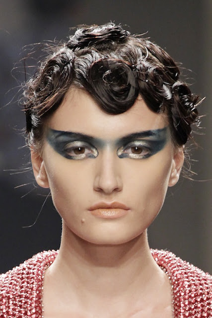 Indian Beauty Central: Ellis Faas's makeup looks for *DIED* & Rohit ...